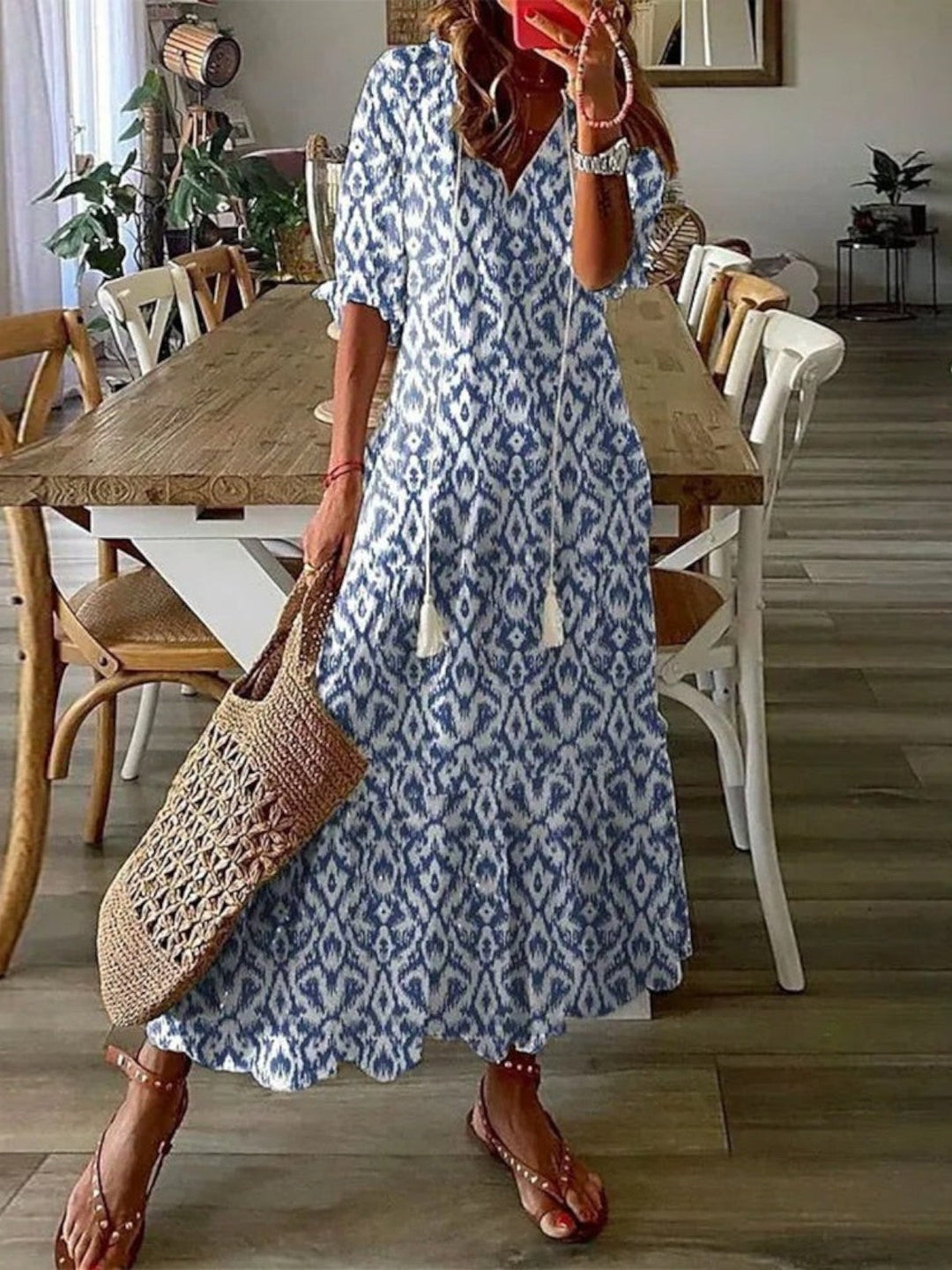 Lena – letní šaty ve vintage stylu s boho vzorem a výstřihem do V